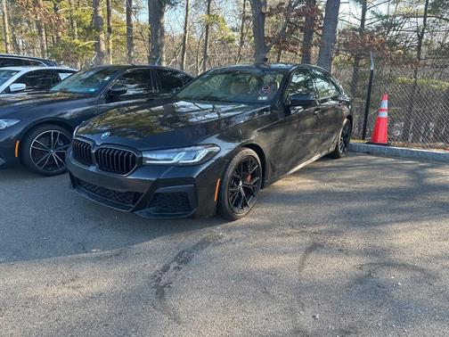 2023 BMW 530 i xDrive