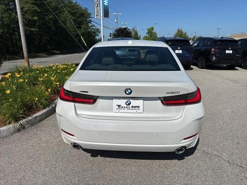 2024 BMW 330 i xDrive