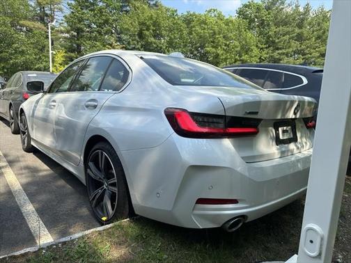 2024 BMW 330 i xDrive