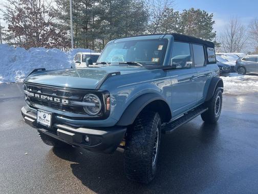 2023 Ford Bronco Outer Banks