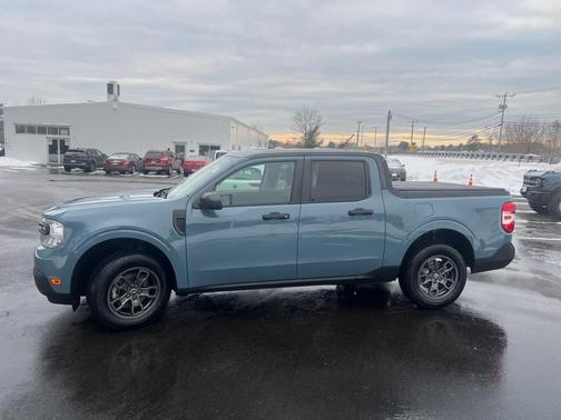 2022 Ford Maverick XL