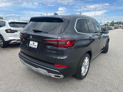 2022 BMW X5 PHEV xDrive45e