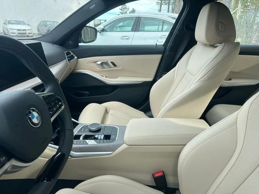 2025 BMW 330 xDrive