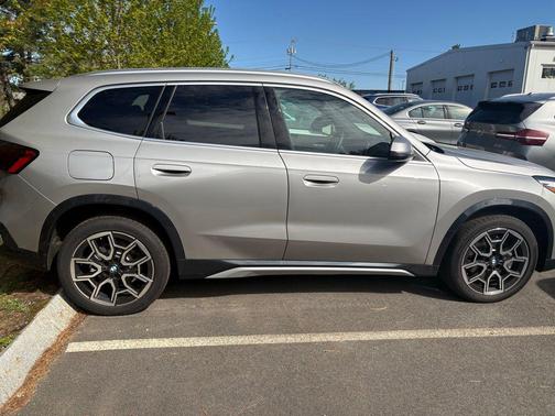 Space Silver Metallic 2026 BMW X1 xDrive28i