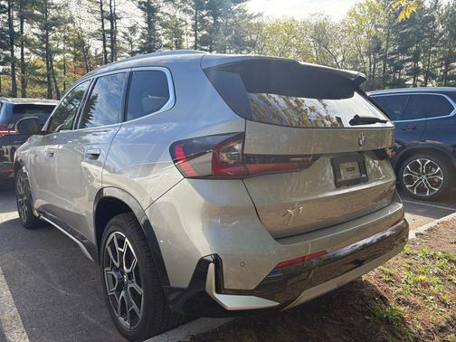 Space Silver Metallic 2026 BMW X1 xDrive28i