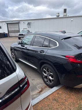 2022 BMW X4 xDrive30i