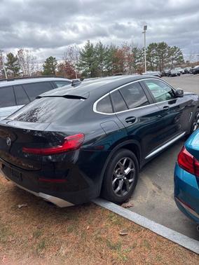 2022 BMW X4 xDrive30i