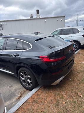 2022 BMW X4 xDrive30i