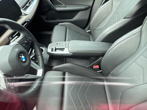 2025 BMW X1 xDrive28i