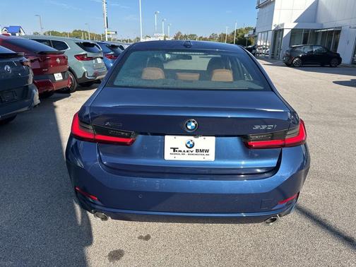 2024 BMW 330 i xDrive