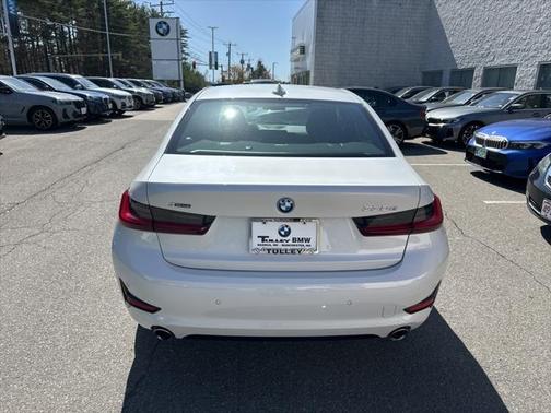 2022 BMW 330e Base