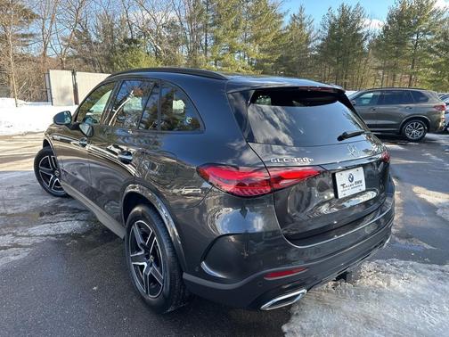 2025 Mercedes-Benz GLC 350e Base