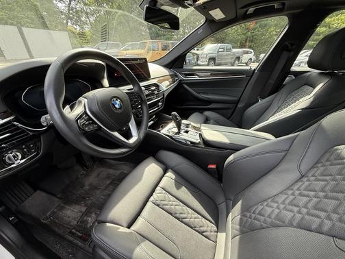 2023 BMW 530 i xDrive