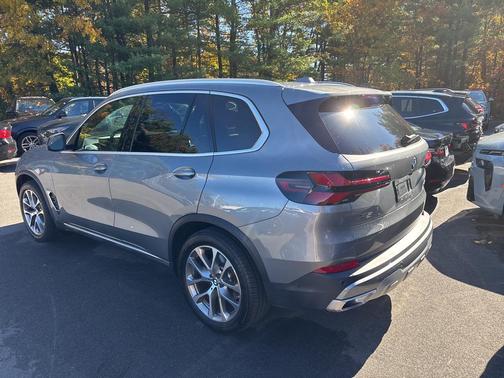 2025 BMW X5 xDrive40i