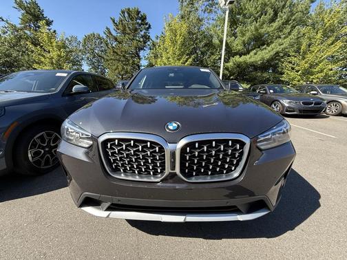 2025 BMW X4 xDrive30i
