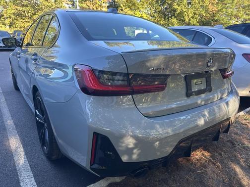 2023 BMW 330 xDrive