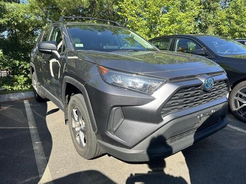 2022 Toyota RAV4 Hybrid LE