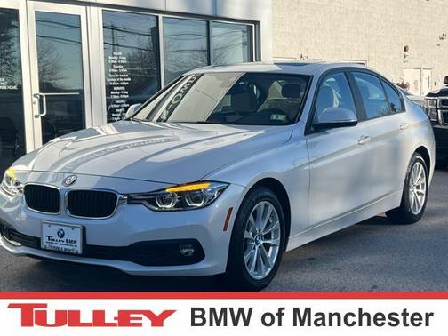 Mineral White Metallic 2018 BMW 320 i