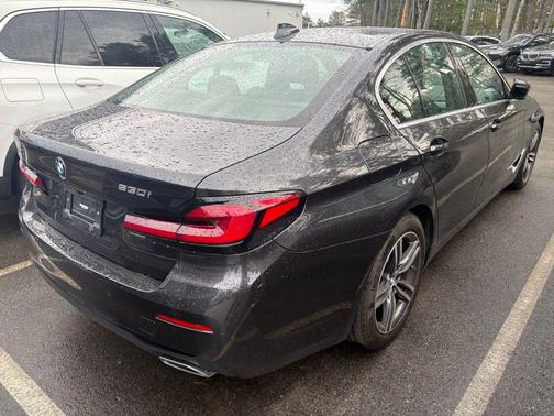 Dark Graphite Metallic 2023 BMW 530 i xDrive