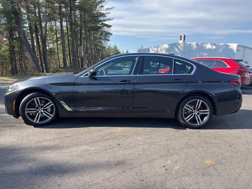 Dark Graphite Metallic 2023 BMW 530 i xDrive