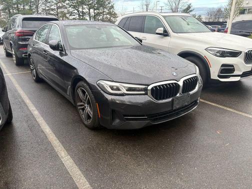 Dark Graphite Metallic 2023 BMW 530 i xDrive