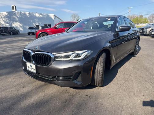 Dark Graphite Metallic 2023 BMW 530 i xDrive