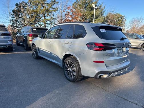 2025 BMW X5 xDrive40i