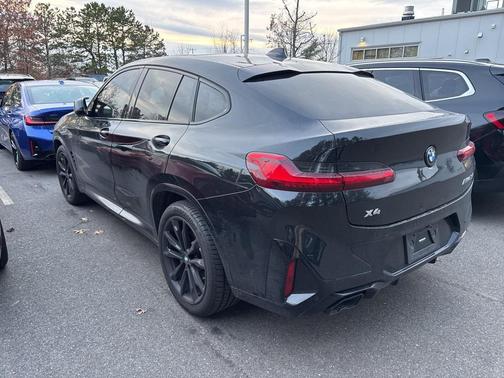 2023 BMW X4 M40i
