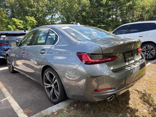 2024 BMW 330 i xDrive