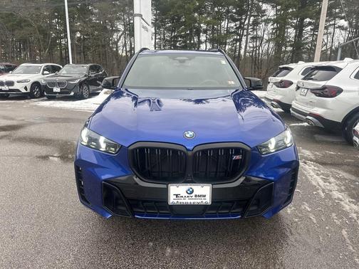 2025 BMW X5 M60i