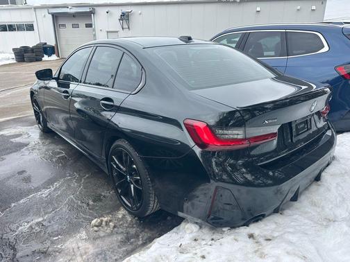 2024 BMW 330 xDrive