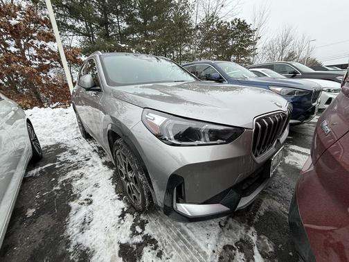 2025 BMW X1 xDrive28i
