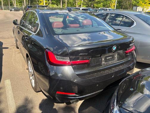 Black Sapphire Metallic 2025 BMW 330 xDrive