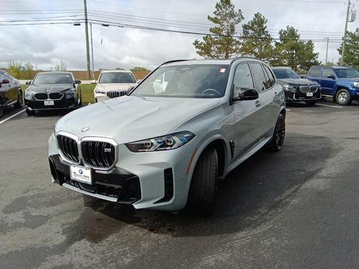 Brooklyn Grey Metallic 2026 BMW X5 M60i