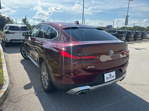 2023 BMW X4 xDrive30i