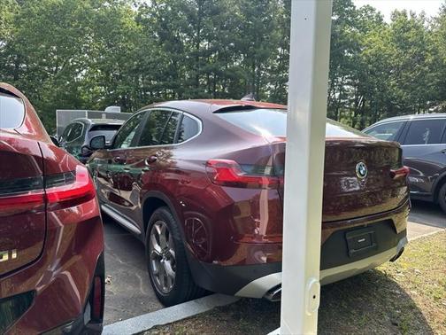2023 BMW X4 xDrive30i