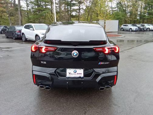 Black Sapphire Metallic 2025 BMW X2 M35i