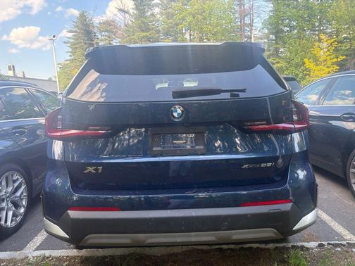 Phytonic Blue Metallic 2023 BMW X1 xDrive28i