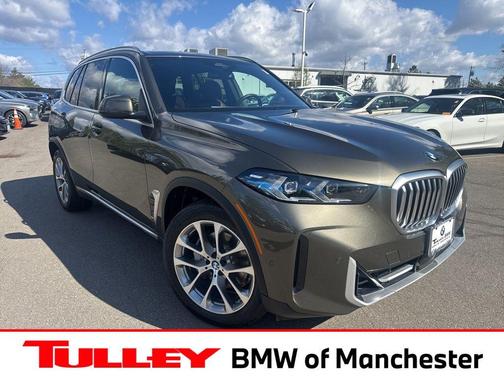 Manhattan Green Metallic 2025 BMW X5 xDrive40i