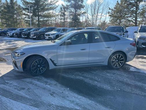 2025 BMW M440 i xDrive