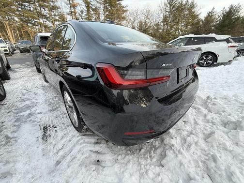 2025 BMW 330 xDrive