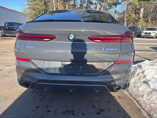 2025 BMW X6 M60i