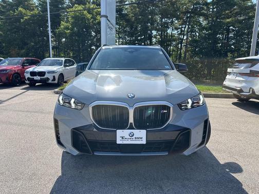 2025 BMW X5 M60i