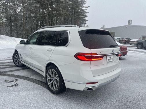 2026 BMW X7 xDrive40i