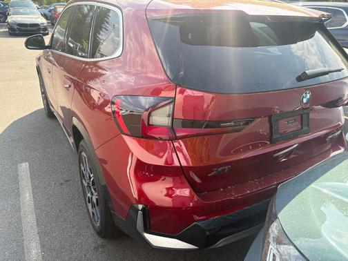 Vegas Red Metallic 2026 BMW X1 xDrive28i