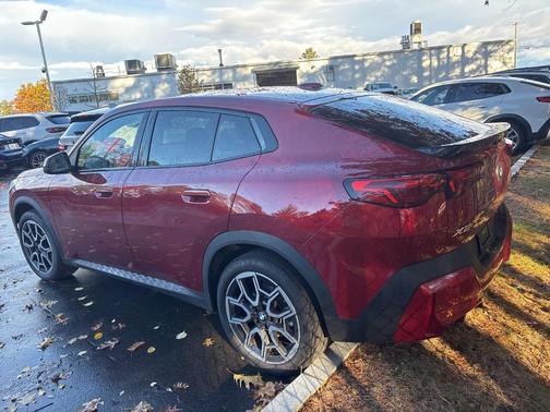 2025 BMW X2 xDrive28i