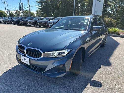 2025 BMW 330 i xDrive