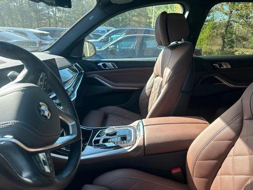 Black Sapphire Metallic 2026 BMW X5 xDrive40i