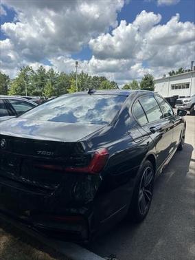 2022 BMW 750 i xDrive