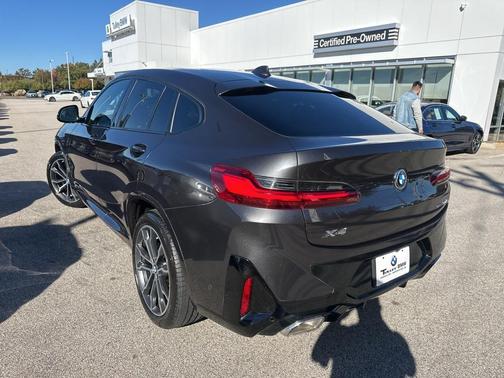 2022 BMW X4 xDrive30i